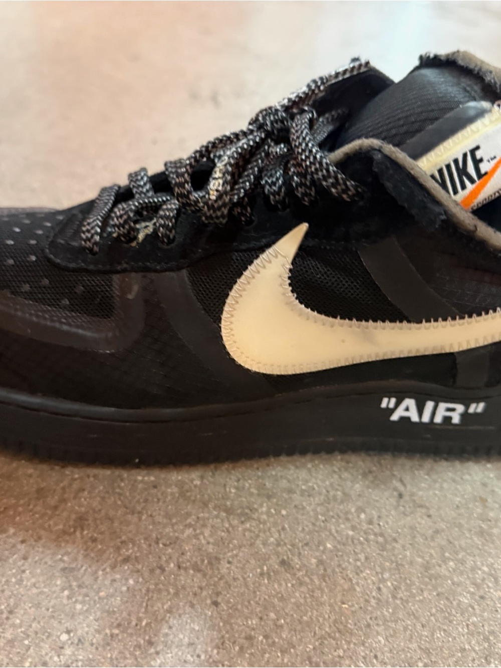 Nike Men’s Black Trainer